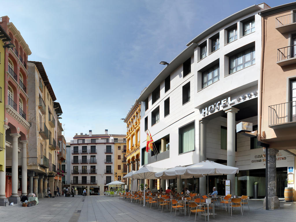 Gran Hotel Ciudad De Barbastro Zewnętrze zdjęcie