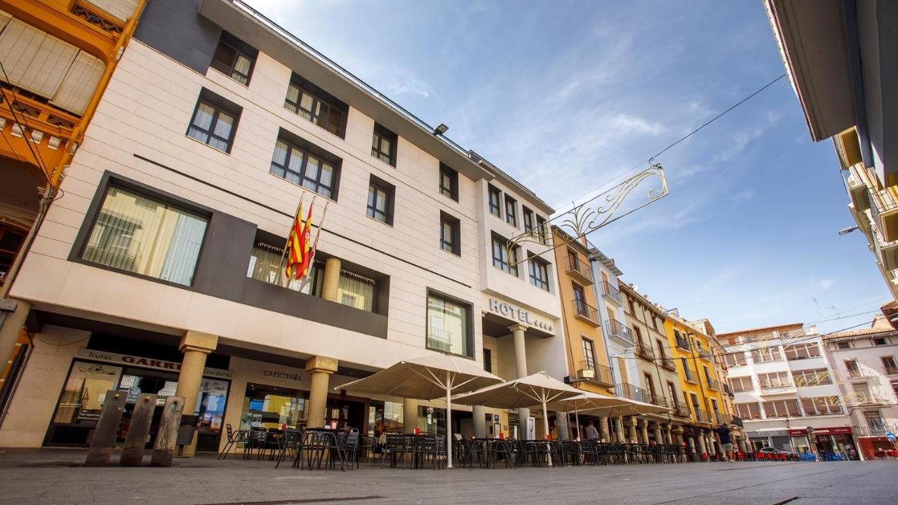 Gran Hotel Ciudad De Barbastro Zewnętrze zdjęcie